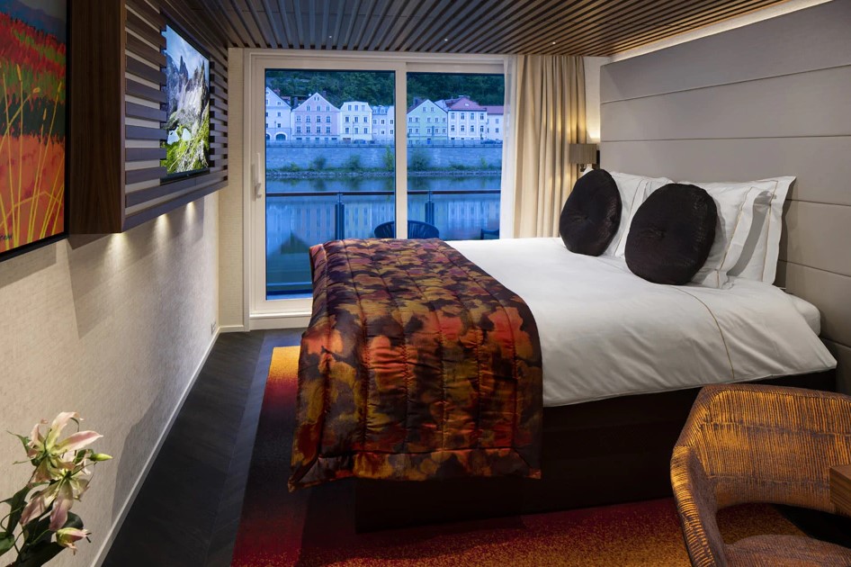 AmaWaterways River Cruises - AmaMagna - AA category 1.jpg